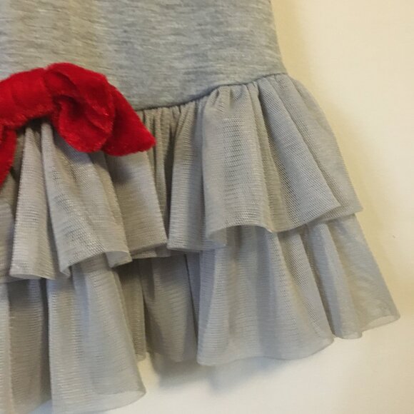 Doggy Ballet Suit With Tulle Skirt and Red Bow - Picture 5 of 13